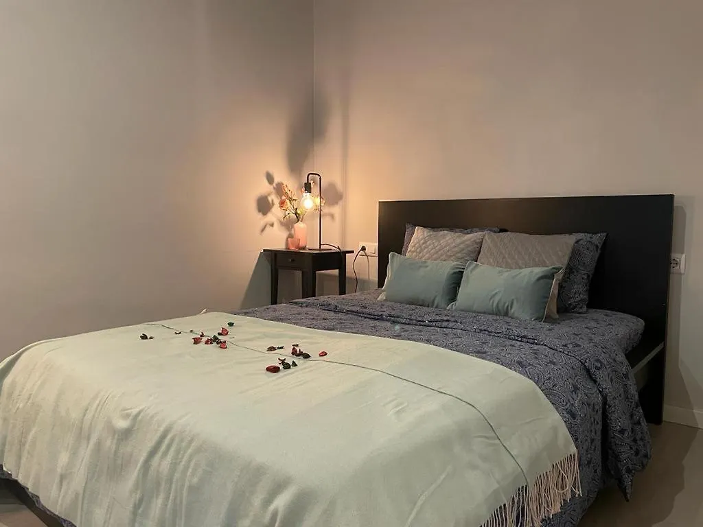 By Plaza Universidad Rooms Barcelona Spain